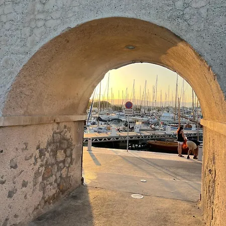 Old - Yacht View - Design - 5 Min * Antibes