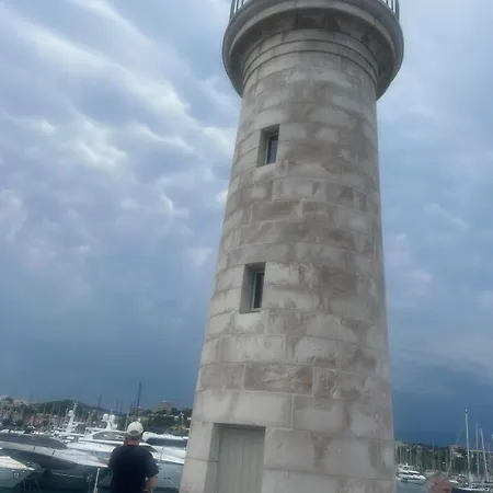 Appartamento Carré&yachts View 2bed In Old